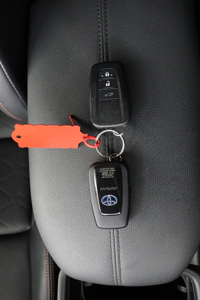 Toyota RAV4 - 2.5 Hybrid AWD ADVENTURE 11