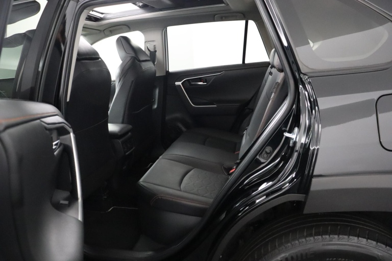 Toyota RAV4 - 2.5 Hybrid AWD ADVENTURE 18