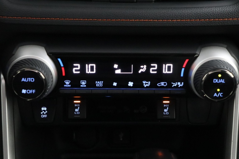 Toyota RAV4 - 2.5 Hybrid AWD ADVENTURE 7