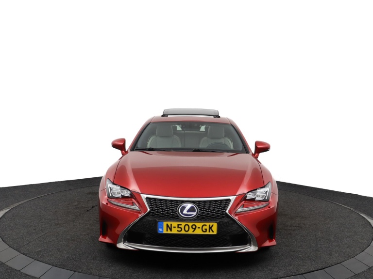 Lexus RC - 300h F SPORT Line 16