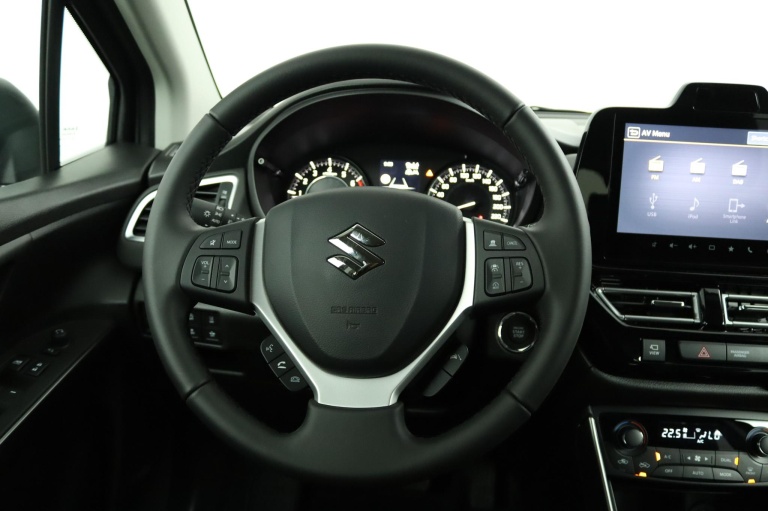 Suzuki S-Cross - 1.4 Boosterjet Style Smart Hybrid 51