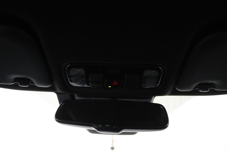Toyota Yaris Cross - 1.5 Hybrid 115 Dynamic Comfort Pack 32
