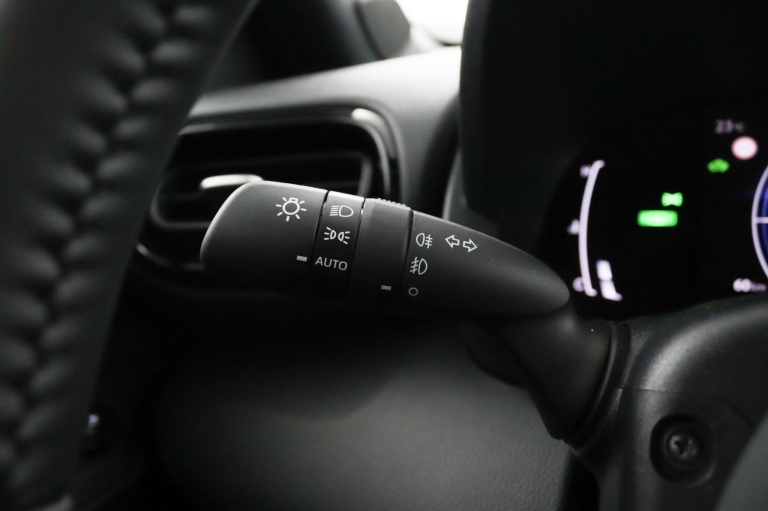 Toyota Yaris Cross - 1.5 Hybrid 115 Dynamic Comfort Pack 65