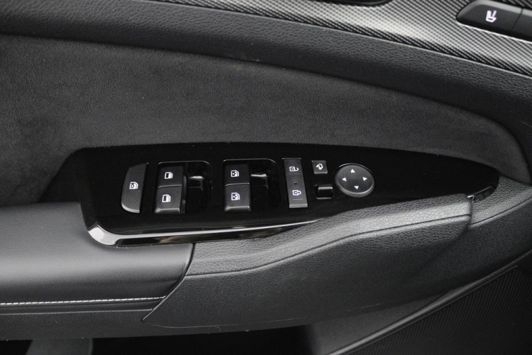 Kia Sportage - 1.6 T-GDi Plug-in Hybrid AWD GT-Line 23