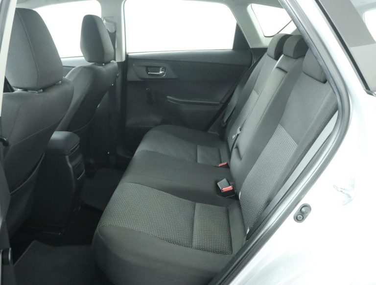 Toyota Auris - 1.8 Hybrid Aspiration 18