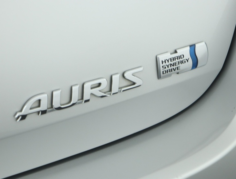 Toyota Auris - 1.8 Hybrid Aspiration 44