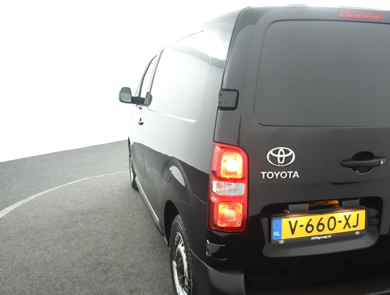 Toyota PROACE Compact - 1.6 D-4D Cool Comfort 36