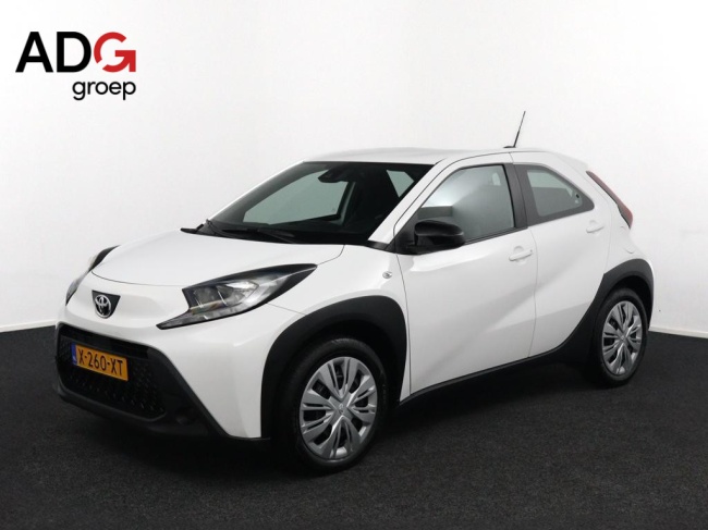 Toyota Aygo X - 1.0 VVT-i MT Play