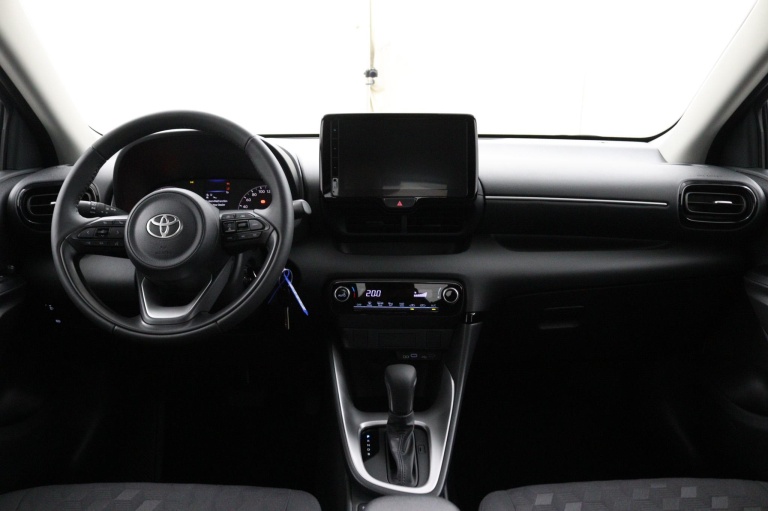 Toyota Yaris - 1.5 Hybrid 115 Comfort 11