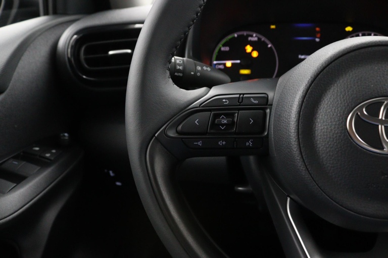 Toyota Yaris - 1.5 Hybrid 115 Comfort 16