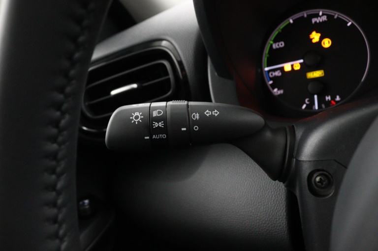 Toyota Yaris - 1.5 Hybrid 115 Comfort 25