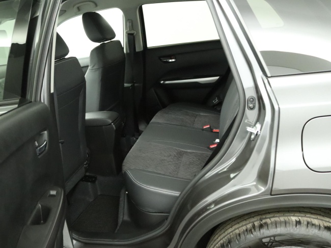 Suzuki Vitara - 1.5 Hybrid Style