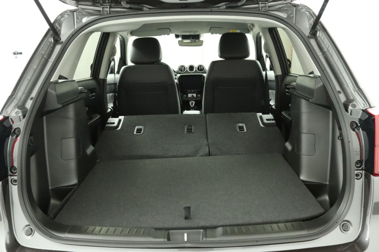 Suzuki Vitara - 1.5 Hybrid Style 27