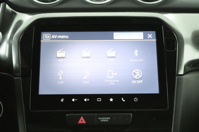 Suzuki Vitara - 1.5 Hybrid Style 42