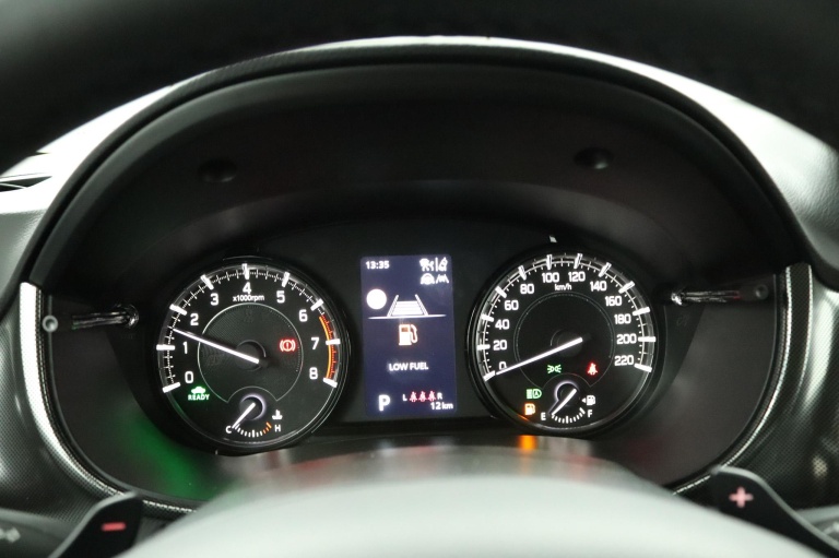 Suzuki Vitara - 1.5 Hybrid Style 6