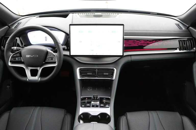 BYD SEAL U - Design 87 kWh 15