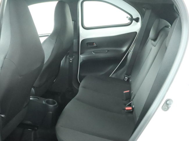 Toyota Aygo X - 1.0 VVT-i MT Play