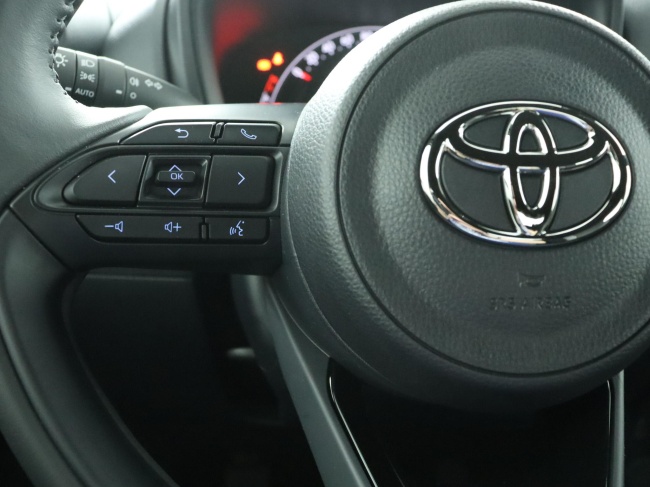 Toyota Aygo X - 1.0 VVT-i MT Play