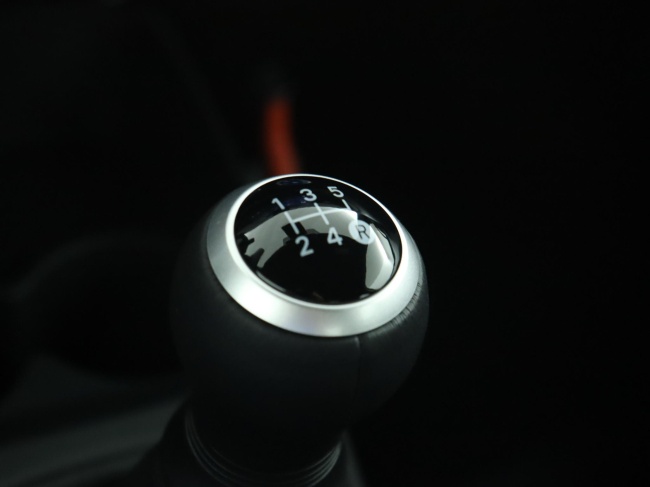 Toyota Aygo X - 1.0 VVT-i MT Play