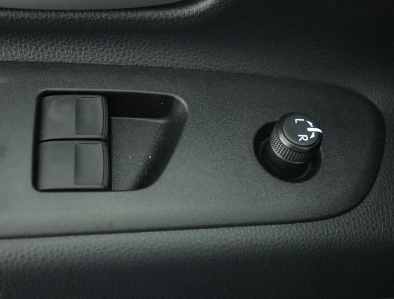 Toyota Aygo X - 1.0 VVT-i MT Play 29