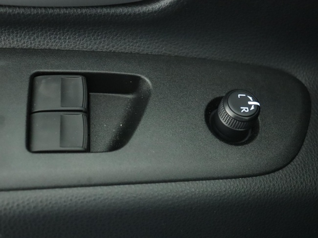 Toyota Aygo X - 1.0 VVT-i MT Play