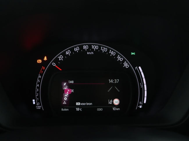 Toyota Aygo X - 1.0 VVT-i MT Play