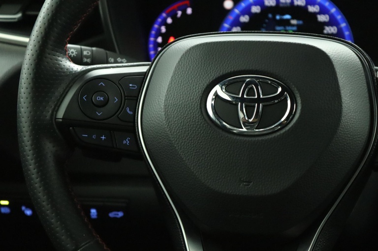 Toyota Corolla Touring Sports - 2.0 Hybrid GR-Sport Plus 19
