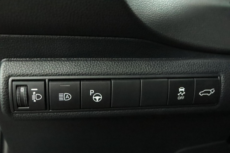 Toyota Corolla Touring Sports - 2.0 Hybrid GR-Sport Plus 31