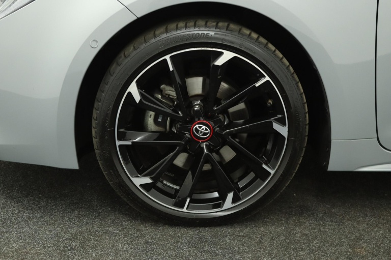 Toyota Corolla Touring Sports - 2.0 Hybrid GR-Sport Plus 37