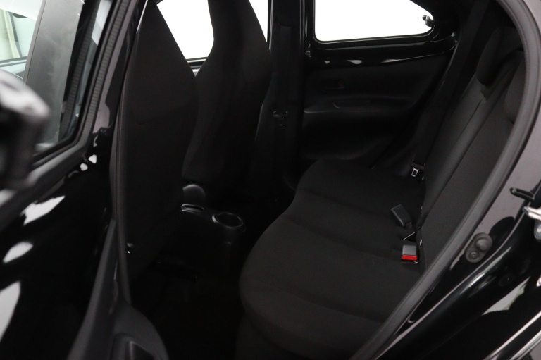 Toyota Aygo X - 1.0 VVT-i MT Play 12