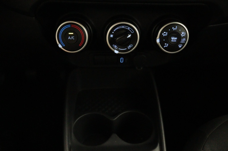 Toyota Aygo X - 1.0 VVT-i MT Play 16