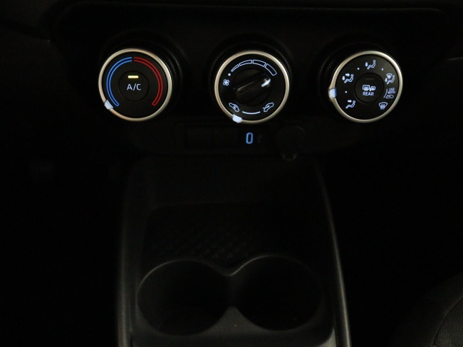 Toyota Aygo X - 1.0 VVT-i MT Play