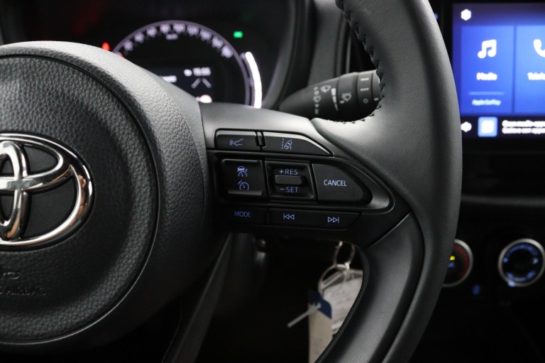 Toyota Aygo X - 1.0 VVT-i MT Play 18