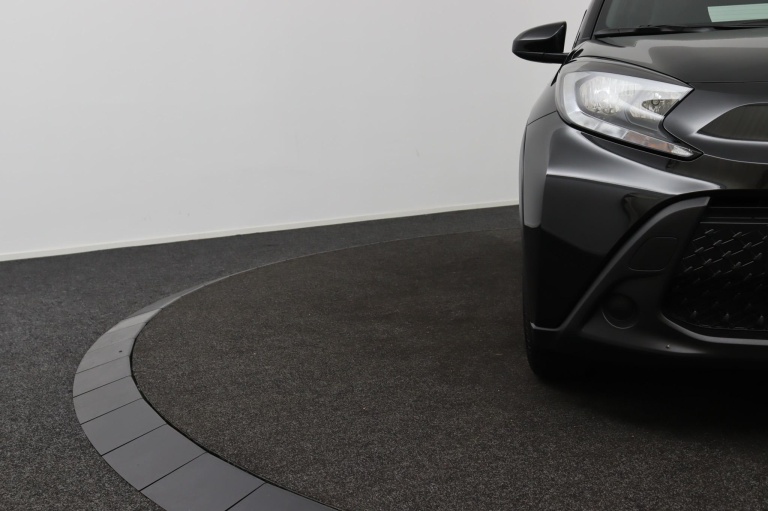 Toyota Aygo X - 1.0 VVT-i MT Play 34
