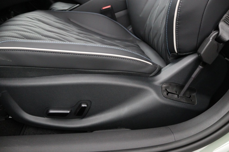 BYD SEAL - Limited Edition | RWD 61.4 kWh 23