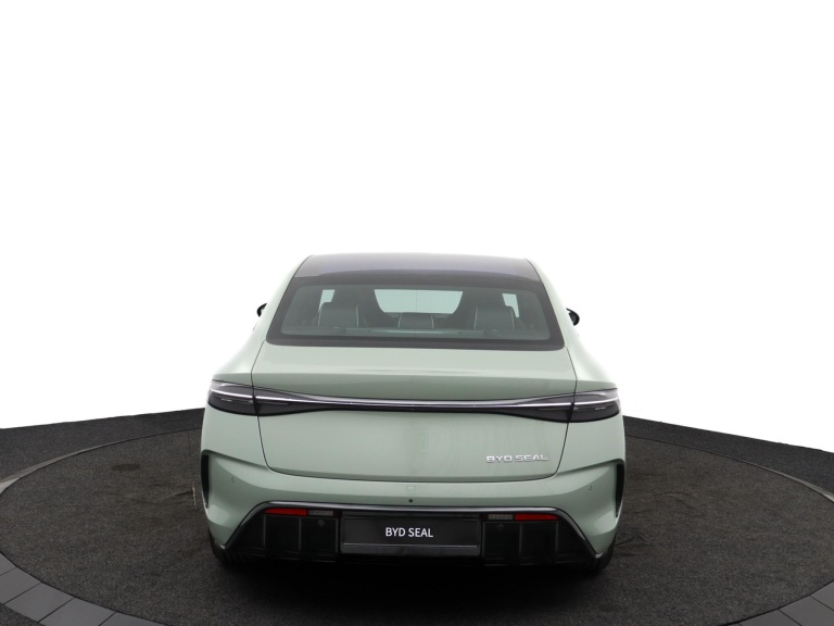 BYD SEAL - Limited Edition | RWD 61.4 kWh 42