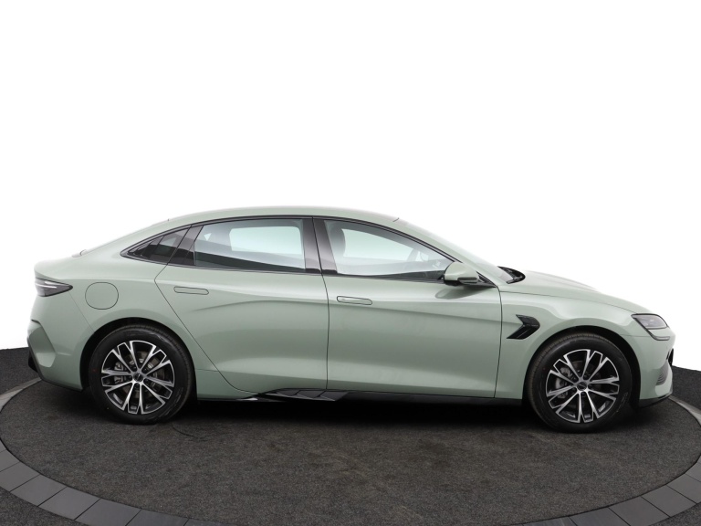 BYD SEAL - Limited Edition | RWD 61.4 kWh 6