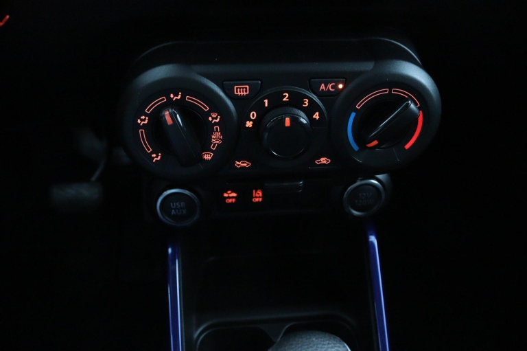 Suzuki Ignis - 1.2 Smart Hybrid Select 17