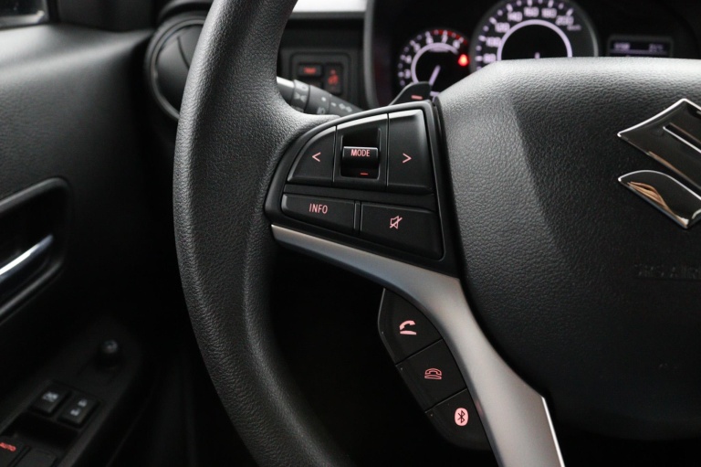Suzuki Ignis - 1.2 Smart Hybrid Select 18