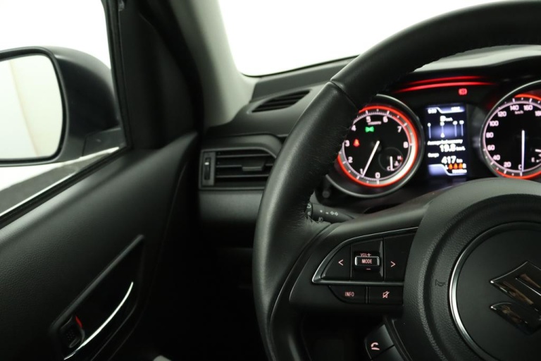 Suzuki Swift - 1.2 Select Smart Hybrid 19