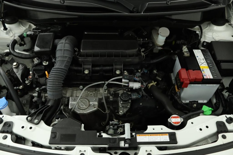 Suzuki Swift - 1.2 Select Smart Hybrid 33