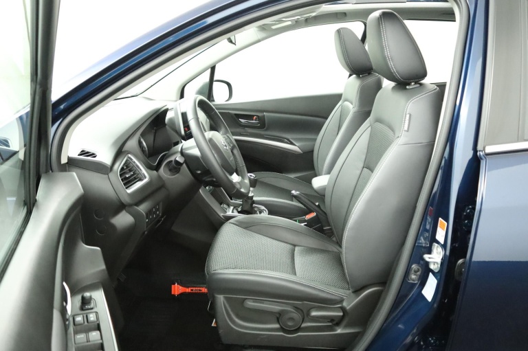 Suzuki S-Cross - 1.4 Boosterjet Style Smart Hybrid 16