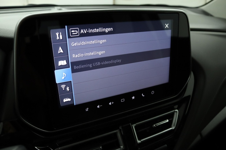 Suzuki S-Cross - 1.4 Boosterjet Style Smart Hybrid 42