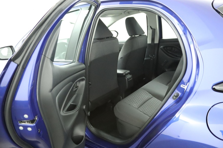 Toyota Yaris - 1.5 Hybrid Active 17