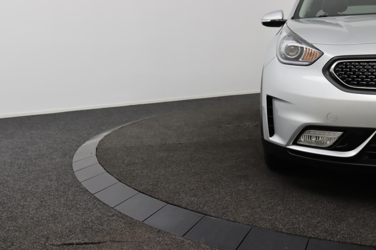 Kia Niro - 1.6 GDi Hybrid Design Edition 10