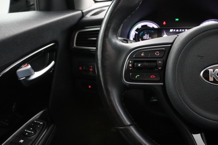 Kia Niro - 1.6 GDi Hybrid Design Edition 16