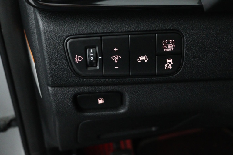 Kia Niro - 1.6 GDi Hybrid Design Edition 30