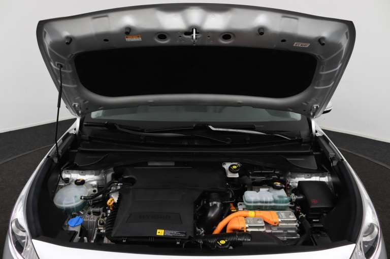 Kia Niro - 1.6 GDi Hybrid Design Edition 32
