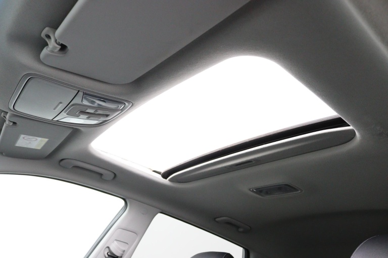 Kia Niro - 1.6 GDi Hybrid Design Edition 38