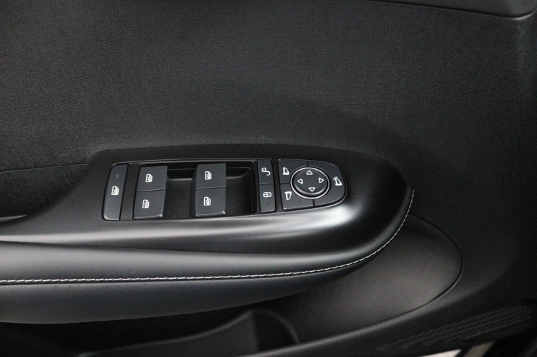 BYD DOLPHIN - Design 60.4 kWh 24